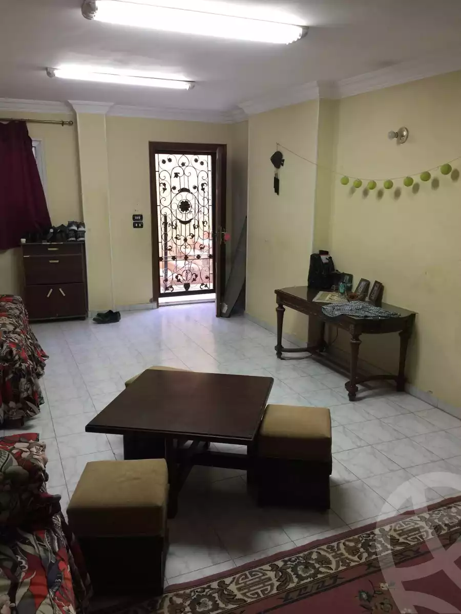 https://aqarmap.com.eg/en/listing/4774799-for-sale-cairo-mokattam-shareaa-9