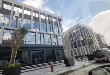 https://aqarmap.com.eg/ar/listing/4786105-for-sale-cairo-new-cairo-madinaty-etast-hub-mall-tmg