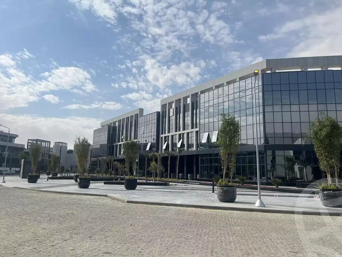 https://aqarmap.com.eg/ar/listing/4786105-for-sale-cairo-new-cairo-madinaty-etast-hub-mall-tmg