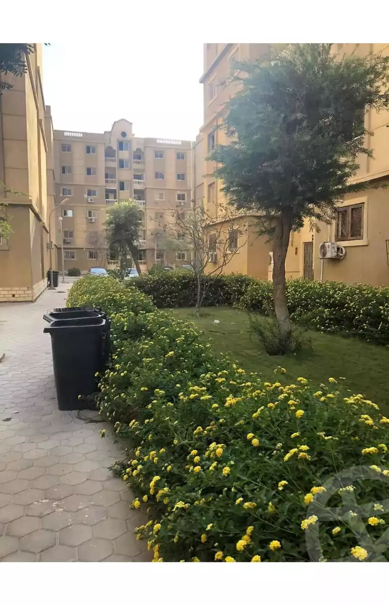 https://aqarmap.com.eg/ar/listing/4812653-for-sale-cairo-6th-of-october-hadaeq-october-kmbwnd-fy-hdyq-ktwbr-cordoba