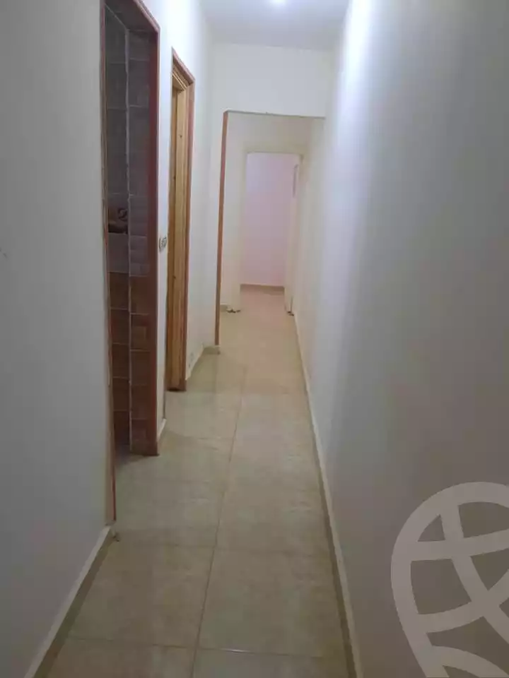https://aqarmap.com.eg/en/listing/4848081-for-sale-alexandria-el-hanouvel-gabir-hafez-st