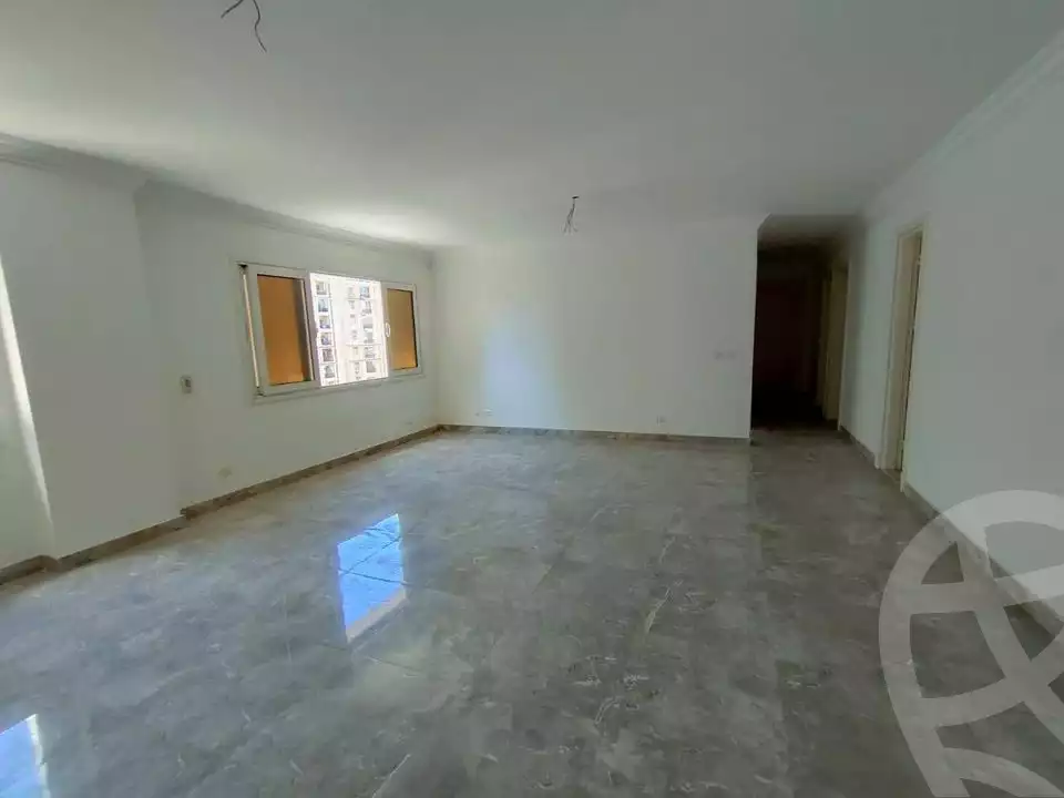 https://aqarmap.com.eg/ar/listing/4852845-for-sale-alexandria-zezenia-ahmed-othman-st