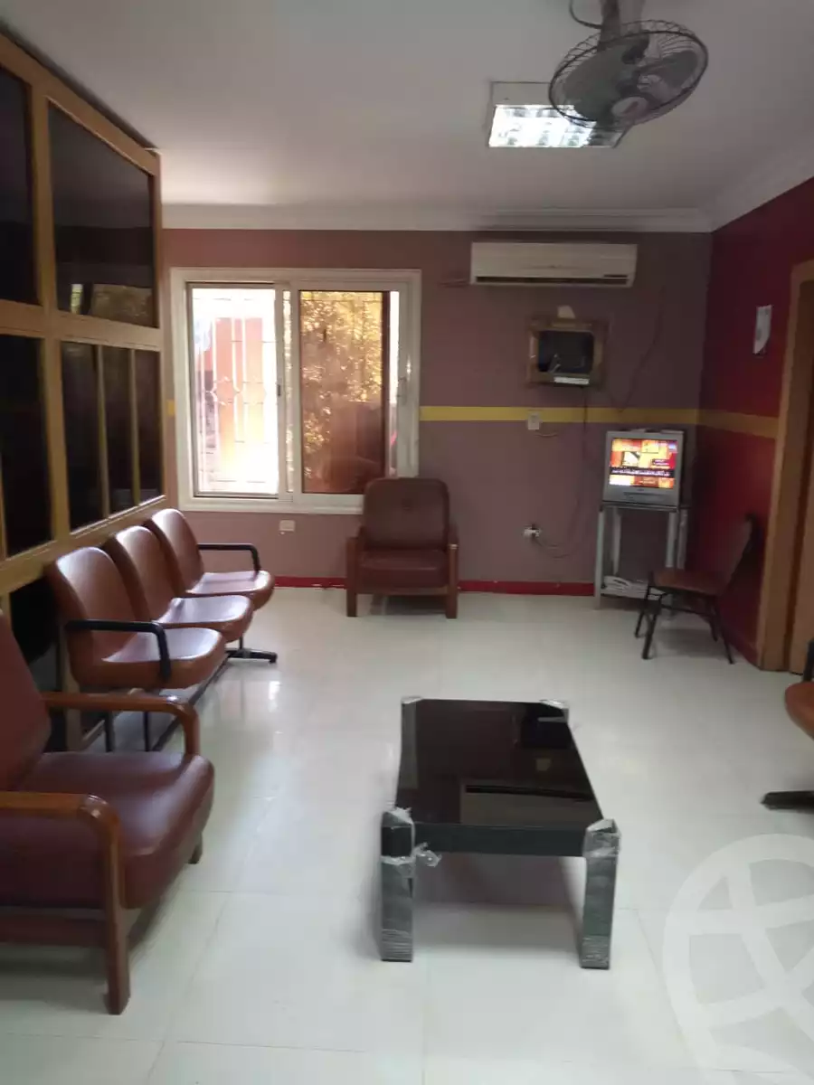 https://aqarmap.com.eg/ar/listing/4865921-for-sale-cairo-downtown-abdeen-el-tahrir-st