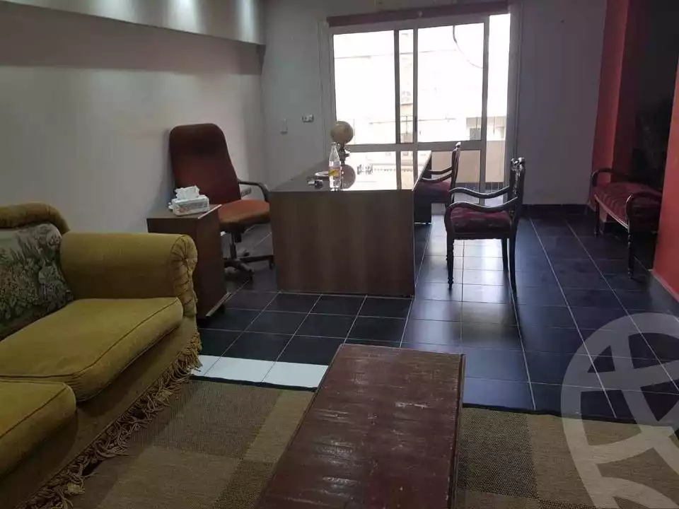 https://aqarmap.com.eg/ar/listing/4902666-for-rent-cairo-el-maadi-compounds