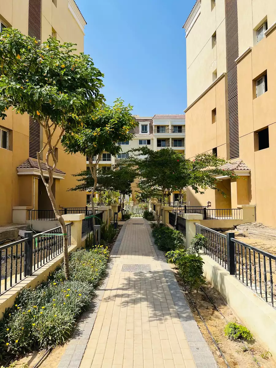 https://aqarmap.com.eg/en/listing/4906375-for-sale-cairo-new-cairo-compounds-sarai-elan-sarai-compound