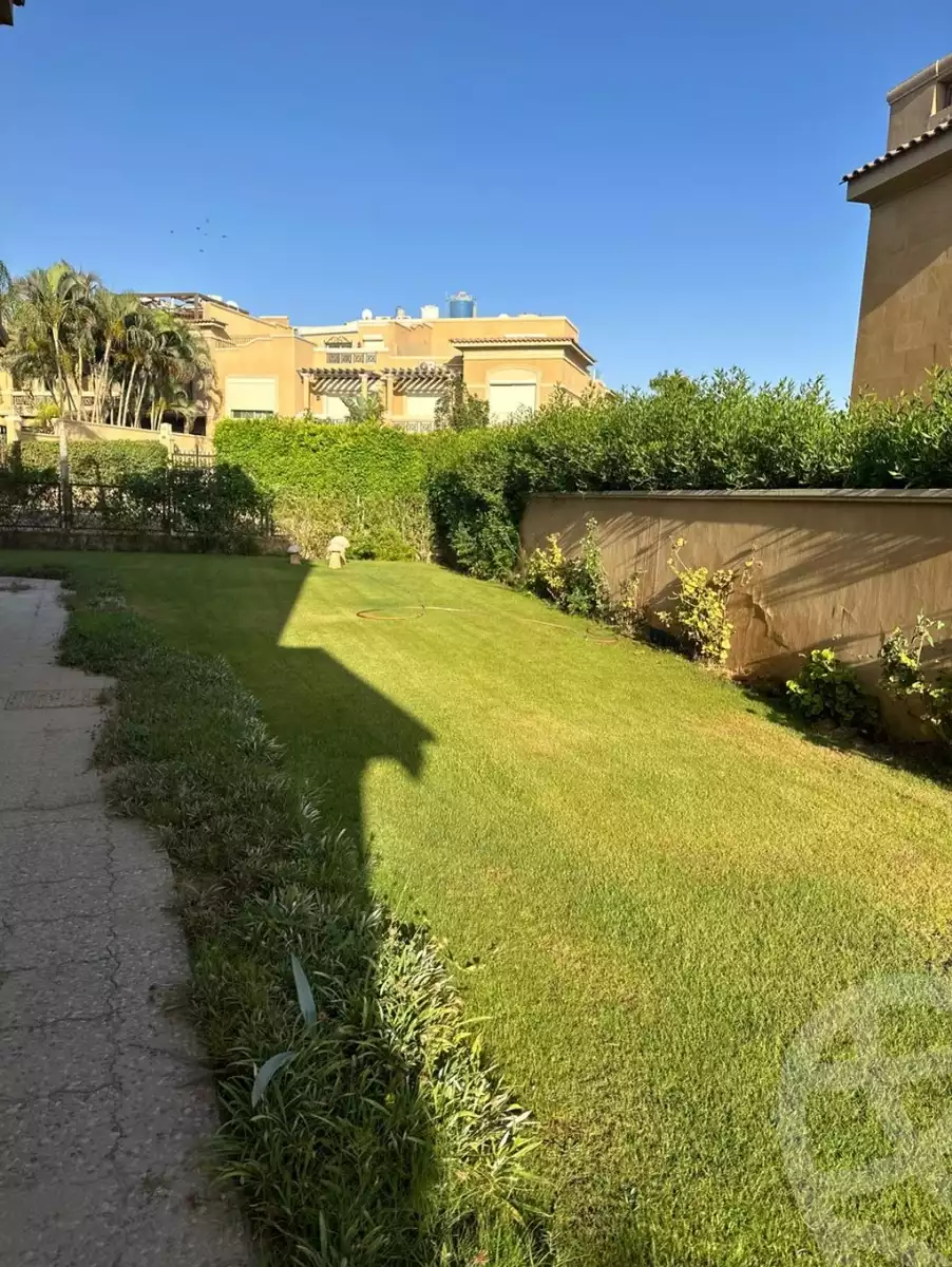 https://aqarmap.com.eg/en/listing/4916607-for-sale-cairo-el-sheikh-zayed-city-compounds-meadows-park