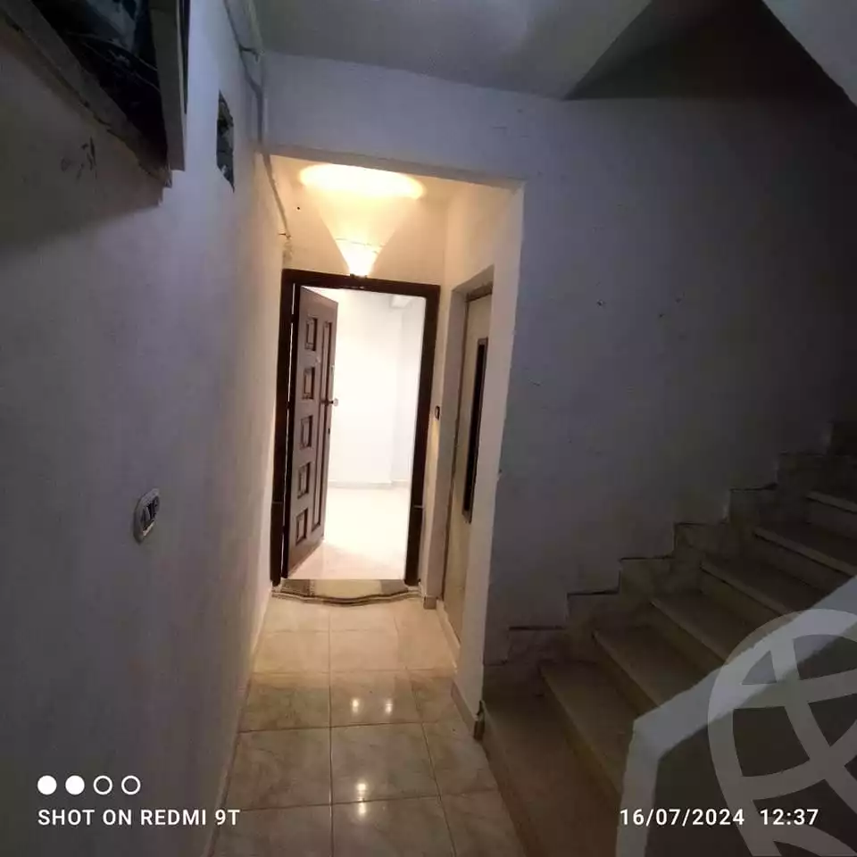 https://aqarmap.com.eg/ar/listing/4922686-for-sale-alexandria-new-miami-eskot