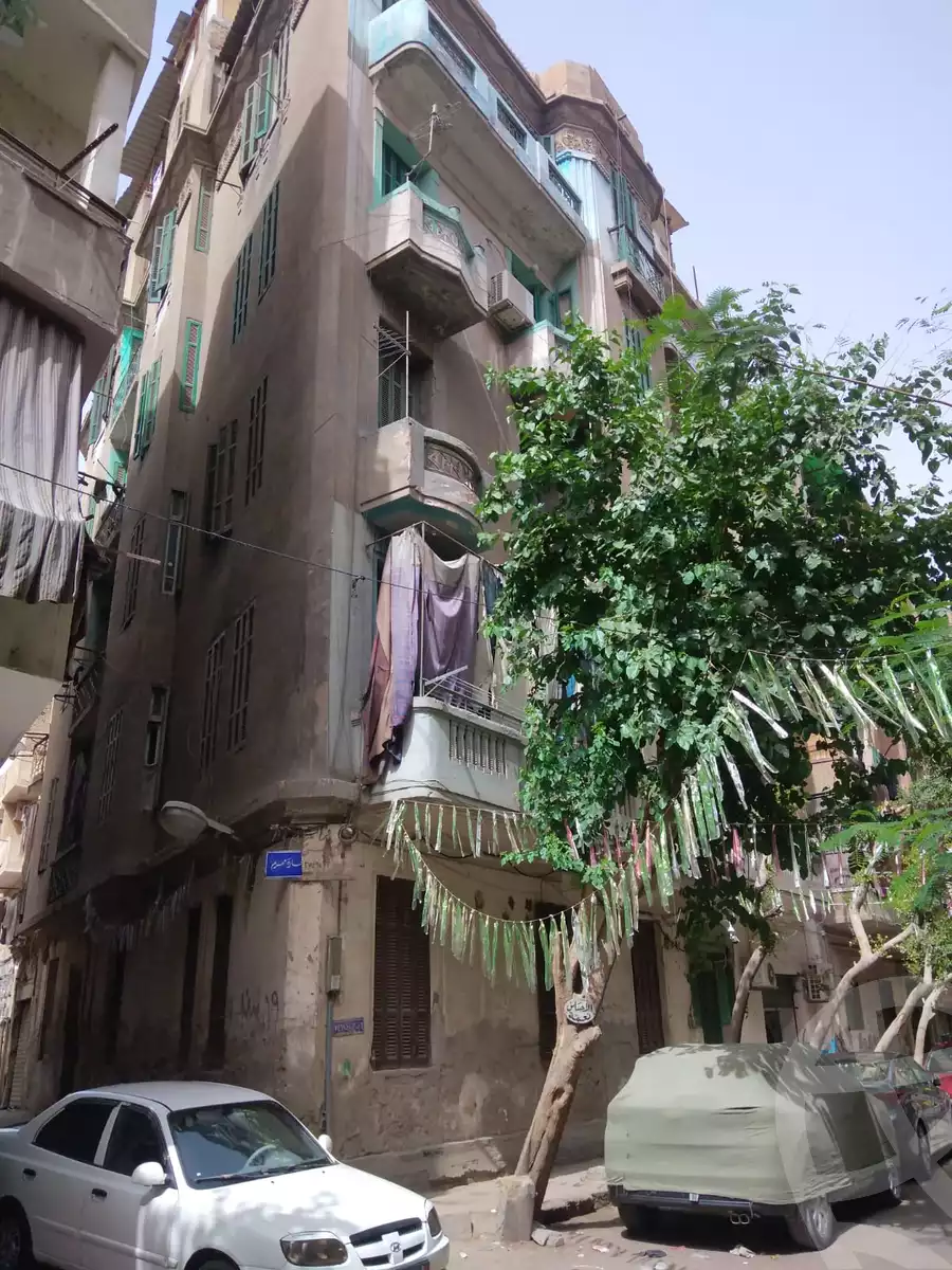 https://aqarmap.com.eg/en/listing/4933159-for-sale-cairo-el-sayyeda-zeinab-al-hanafi-st