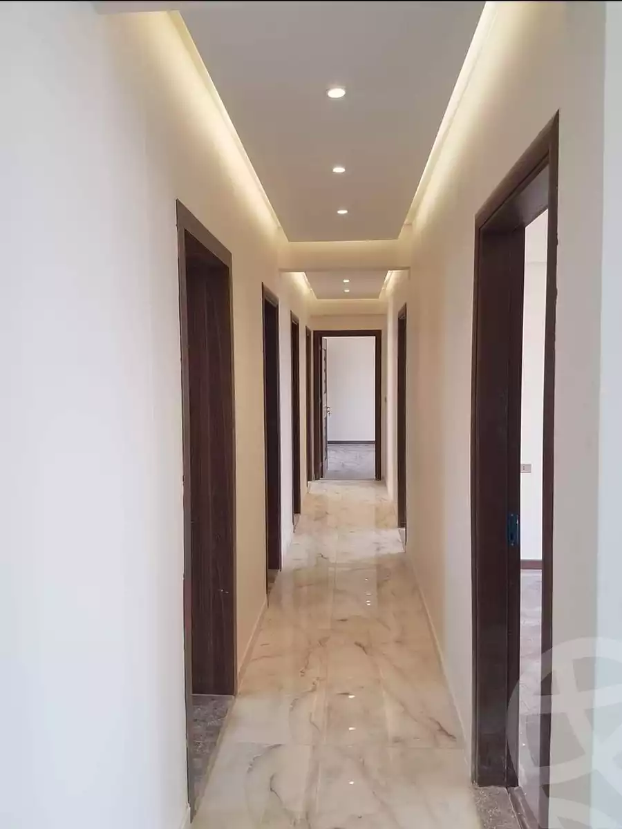 https://aqarmap.com.eg/ar/listing/4947434-for-rent-cairo-new-cairo-compounds-hyde-park-cluster-2-hyde-park