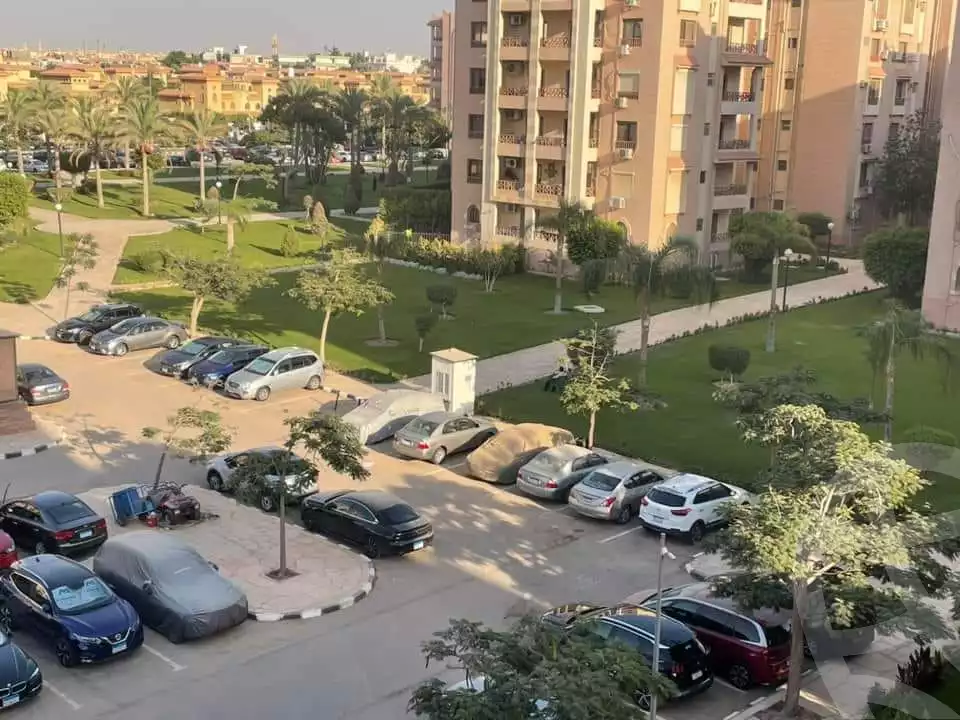 https://aqarmap.com.eg/en/listing/4949925-for-rent-cairo-new-cairo-lrhb-city-phase-5-ibn-al-nafees-st