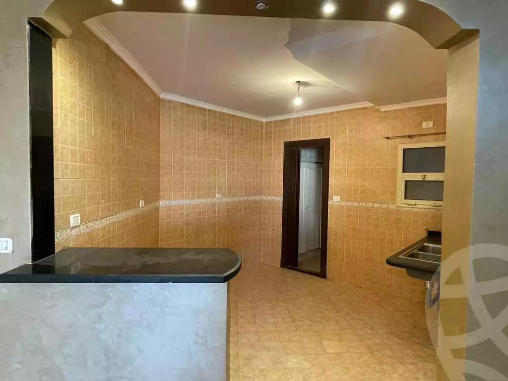 https://aqarmap.com.eg/en/listing/4949925-for-rent-cairo-new-cairo-lrhb-city-phase-5-ibn-al-nafees-st