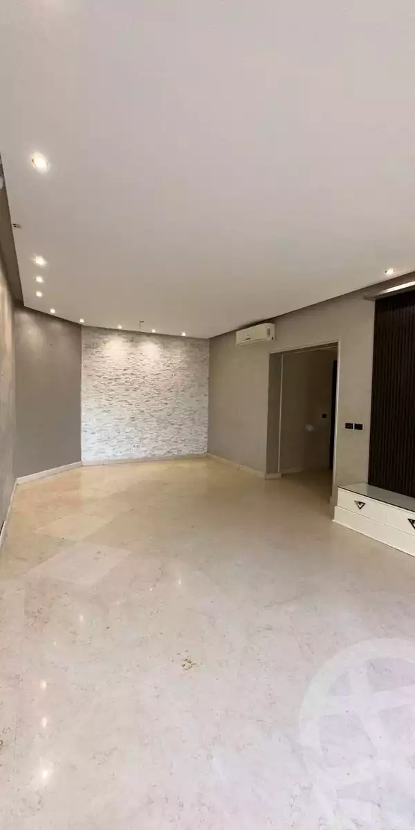 https://aqarmap.com.eg/ar/listing/4952772-for-rent-cairo-mokattam-compounds-uptown-cairo-the-sierras-uptown-cairo