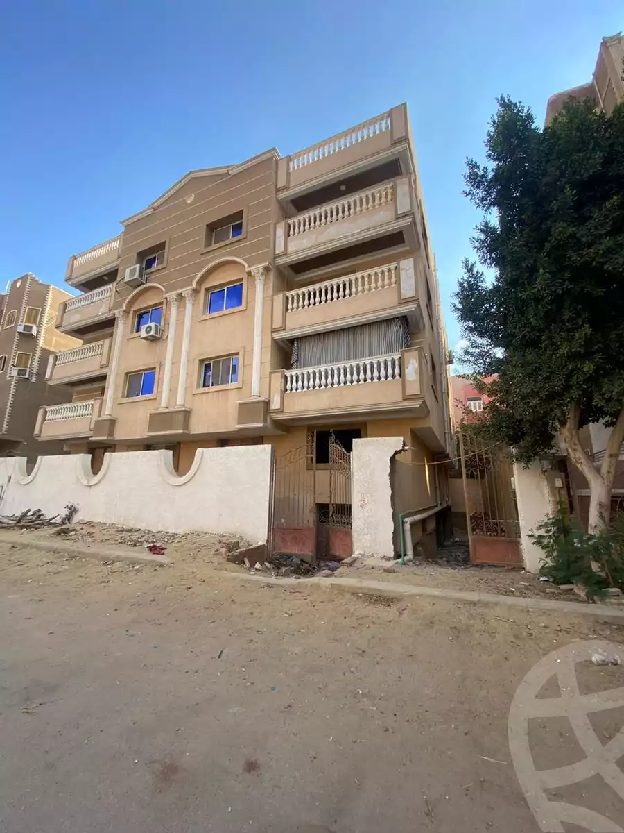 https://aqarmap.com.eg/ar/listing/4964789-for-sale-cairo-6th-of-october-el-ahyaa-al-khazan-st