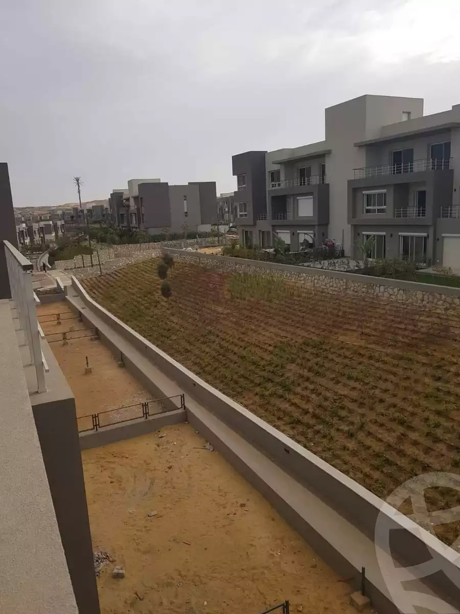 https://aqarmap.com.eg/ar/listing/4970031-for-sale-cairo-el-sheikh-zayed-city-compounds-etapa