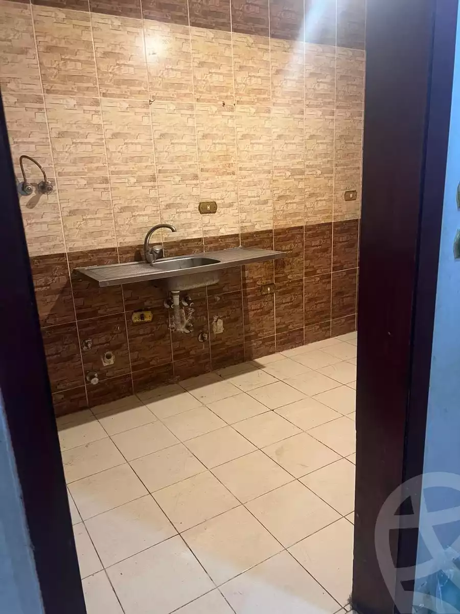 https://aqarmap.com.eg/ar/listing/4972226-for-sale-cairo-el-sheikh-zayed-city-el-hay-elasher-street-100