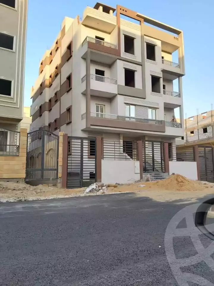 https://aqarmap.com.eg/en/listing/5137231-for-sale-cairo-6th-of-october-el-tawsaat-el-shamalya-touristic-first-area