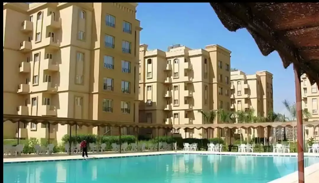 https://aqarmap.com.eg/ar/listing/5005428-for-sale-cairo-6th-of-october-hadaeq-october-kmbwnd-fy-hdyq-ktwbr-town-view