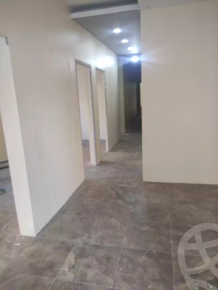 https://aqarmap.com.eg/ar/listing/5006139-for-rent-cairo-mokattam-lhdb-l-ly-shareaa-9