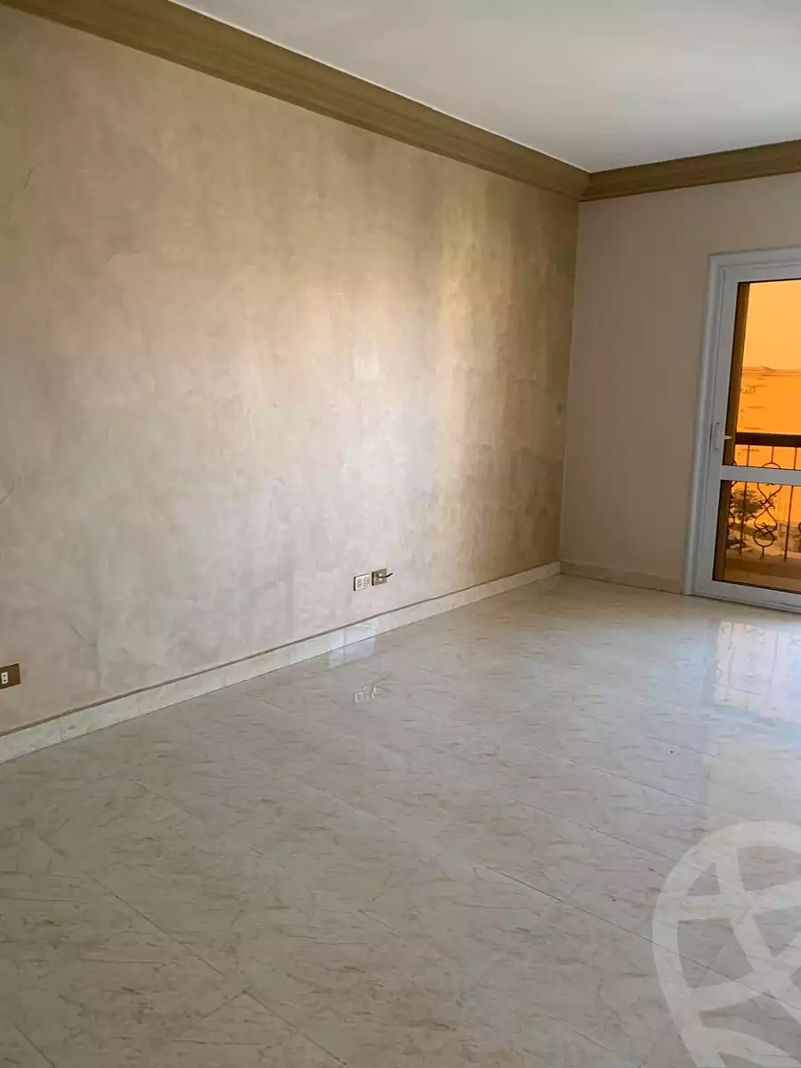 https://aqarmap.com.eg/ar/listing/5007022-for-rent-cairo-new-cairo-lrhb-city-mtdd-lrhb-phase-8