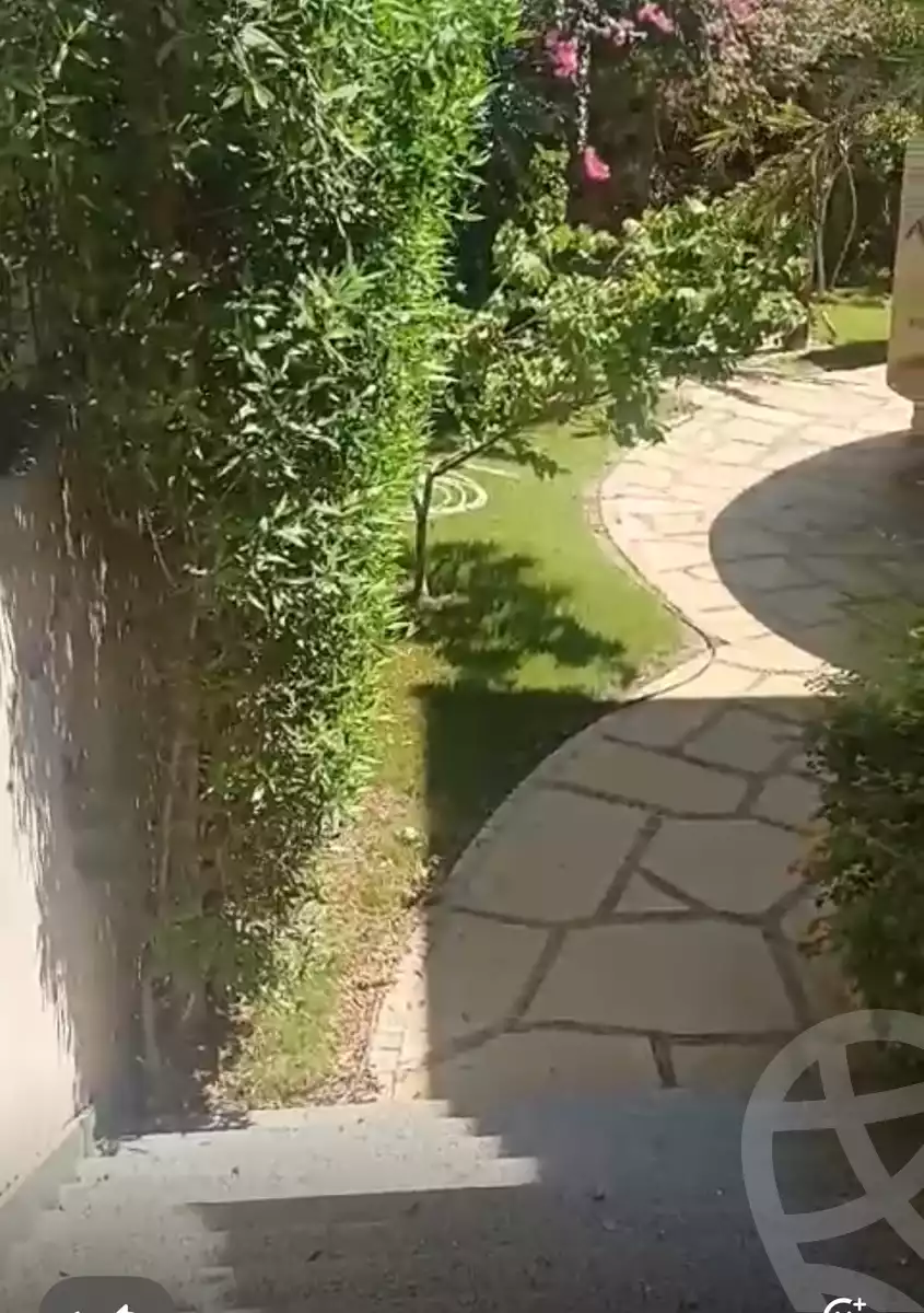 https://aqarmap.com.eg/ar/listing/5679584-for-sale-cairo-new-cairo-compounds-moon-valley