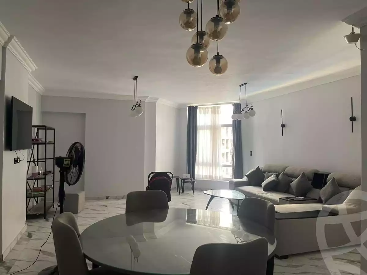 https://aqarmap.com.eg/ar/listing/5023361-for-rent-cairo-el-maadi-compounds-rayhanah-plaza