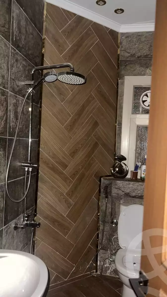 https://aqarmap.com.eg/en/listing/5738953-for-sale-cairo-new-cairo-el-kornfol-el-kornfol-9