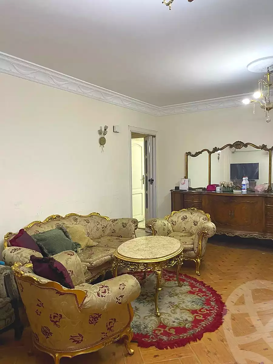 https://aqarmap.com.eg/ar/listing/5030410-for-rent-cairo-new-cairo-compounds-kmbwnd-rwd-lzhr