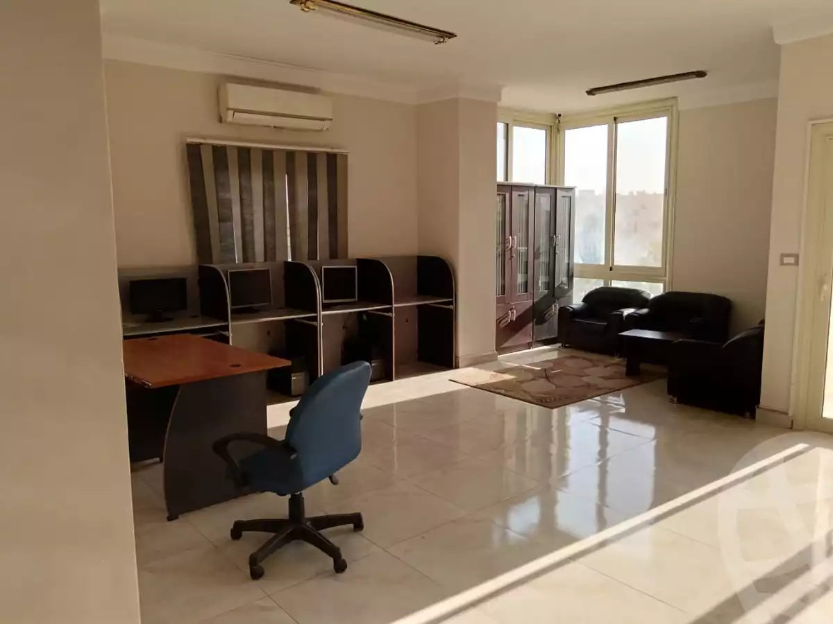 https://aqarmap.com.eg/ar/listing/5032395-for-rent-cairo-new-cairo-el-yassamin-el-yasmeen-6