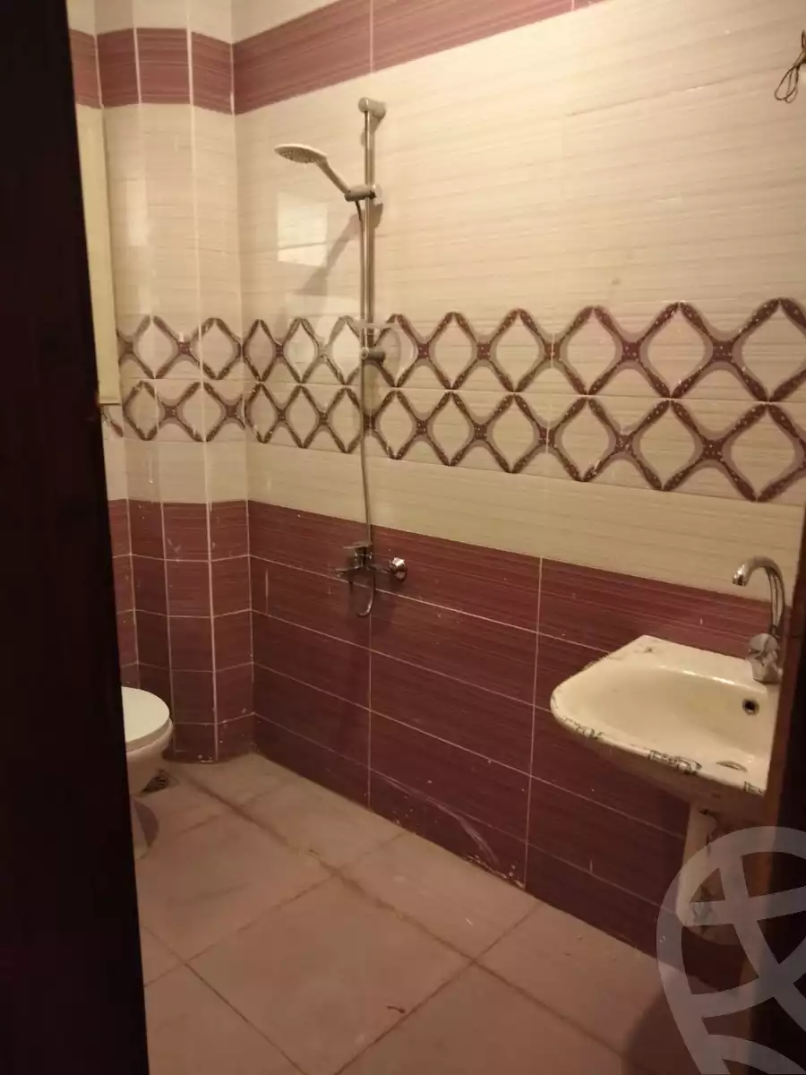 https://aqarmap.com.eg/en/listing/5032438-for-rent-cairo-new-cairo-el-yassamin-el-yasmeen-3-mohamed-rahim-st