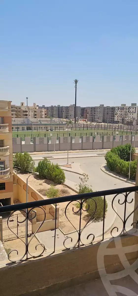 https://aqarmap.com.eg/en/listing/5032993-for-sale-cairo-6th-of-october-el-ahyaa-neighborhood-11th