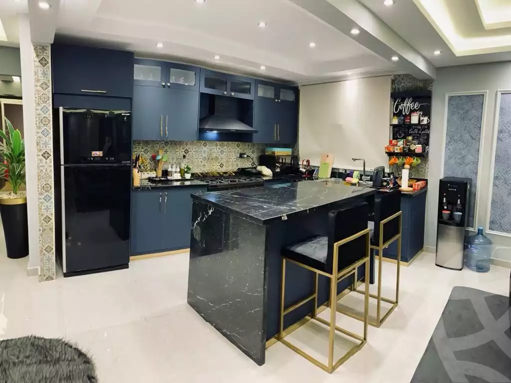 https://aqarmap.com.eg/en/listing/6076165-for-sale-cairo-al-oubour-tryq-msr-sm-yly-lshrwy-moon-city