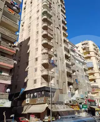 https://aqarmap.com.eg/ar/listing/5041084-for-sale-alexandria-el-asafra-shr-45