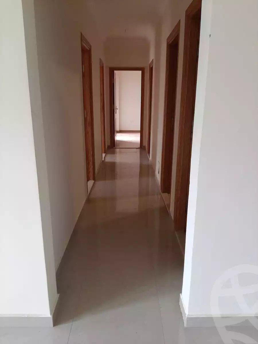 https://aqarmap.com.eg/en/listing/5048983-for-sale-cairo-el-sheikh-zayed-city-compounds-dh-drys