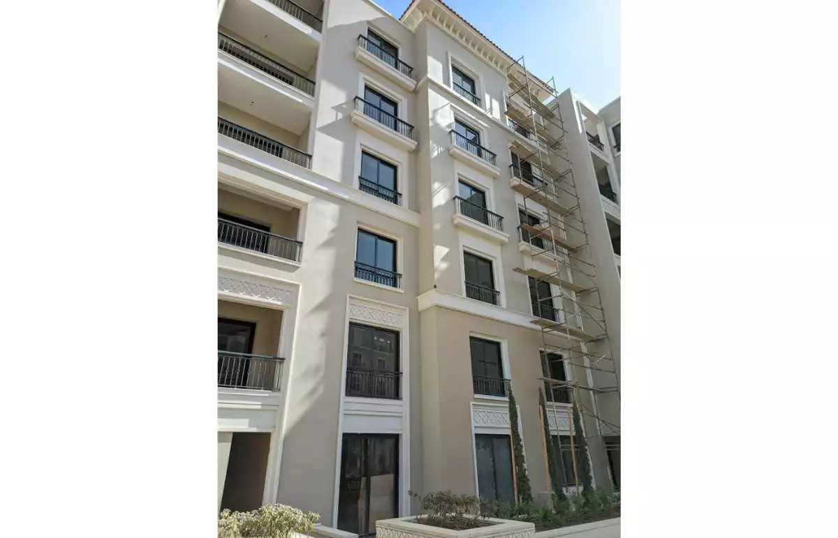 https://aqarmap.com.eg/ar/listing/5050284-for-sale-cairo-el-sheikh-zayed-city-compounds-kmbwnd-fyldj-wyst-dr-llttwyr