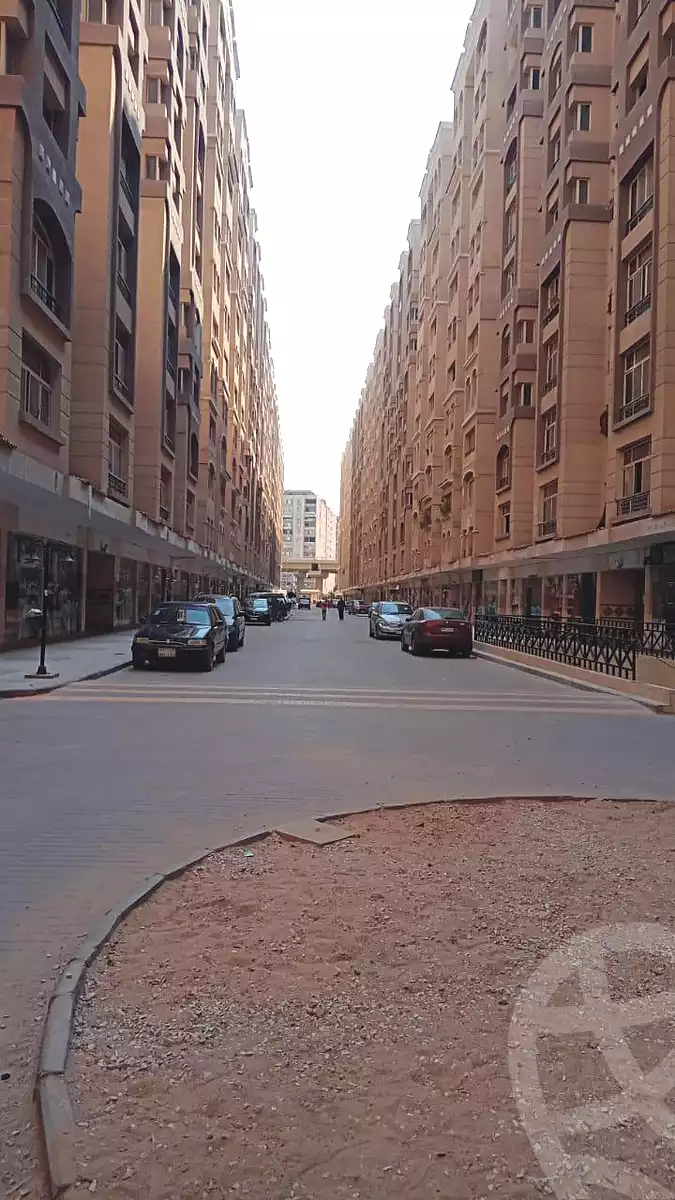 https://aqarmap.com.eg/en/listing/5050729-for-sale-cairo-faisal-el-maryotyah-town-valley-compound-sakan