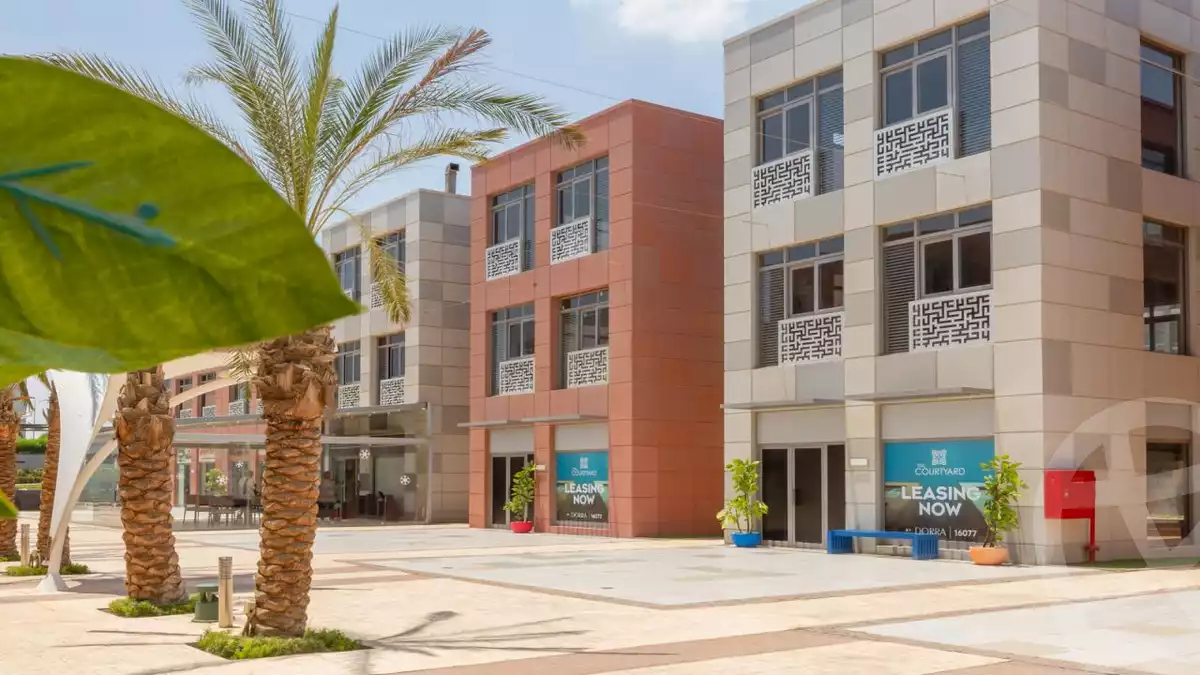 https://aqarmap.com.eg/ar/listing/5075792-for-sale-cairo-el-sheikh-zayed-city-compounds-the-courtyard-mall-dorra