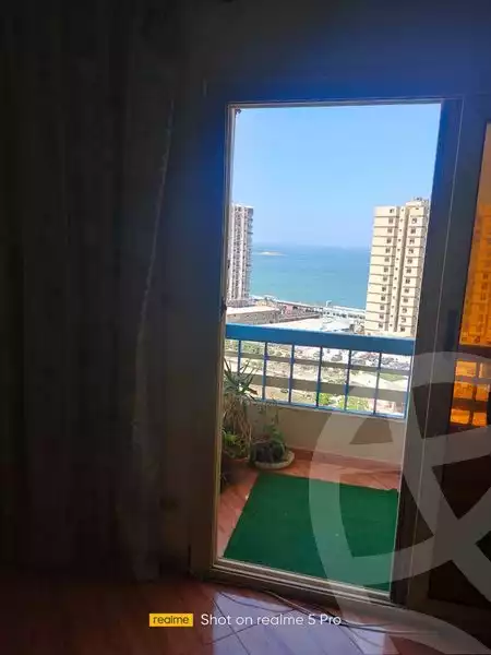 https://aqarmap.com.eg/ar/listing/5078869-for-rent-alexandria-el-asafra-abd-el-haleem-mahmoud-st