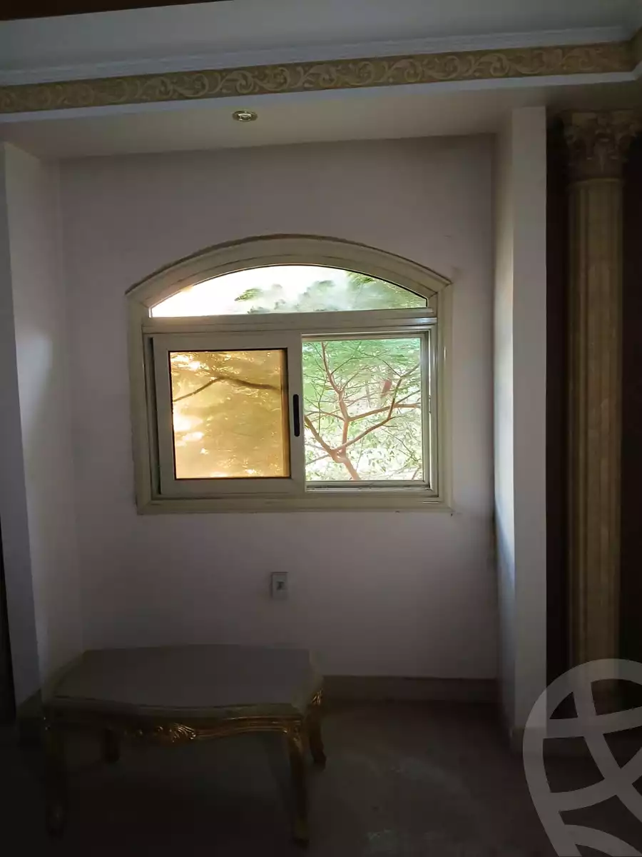 https://aqarmap.com.eg/ar/listing/5094996-for-sale-cairo-6th-of-october-el-ahyaa-neighborhood-4th-school-st