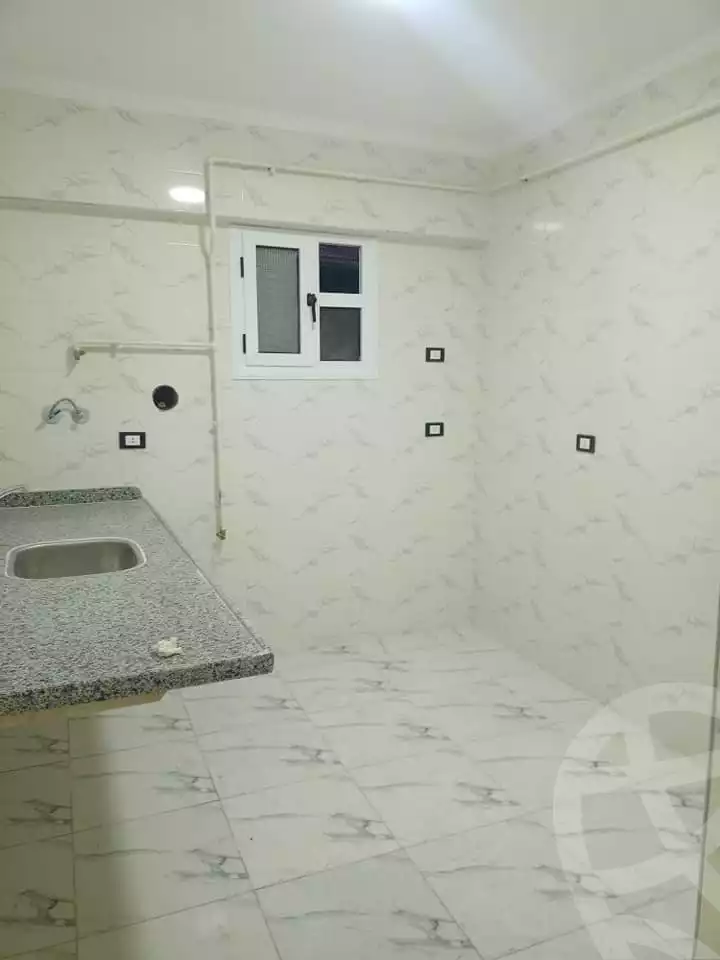 https://aqarmap.com.eg/en/listing/5099067-for-sale-alexandria-el-hanouvel-rich-home-st