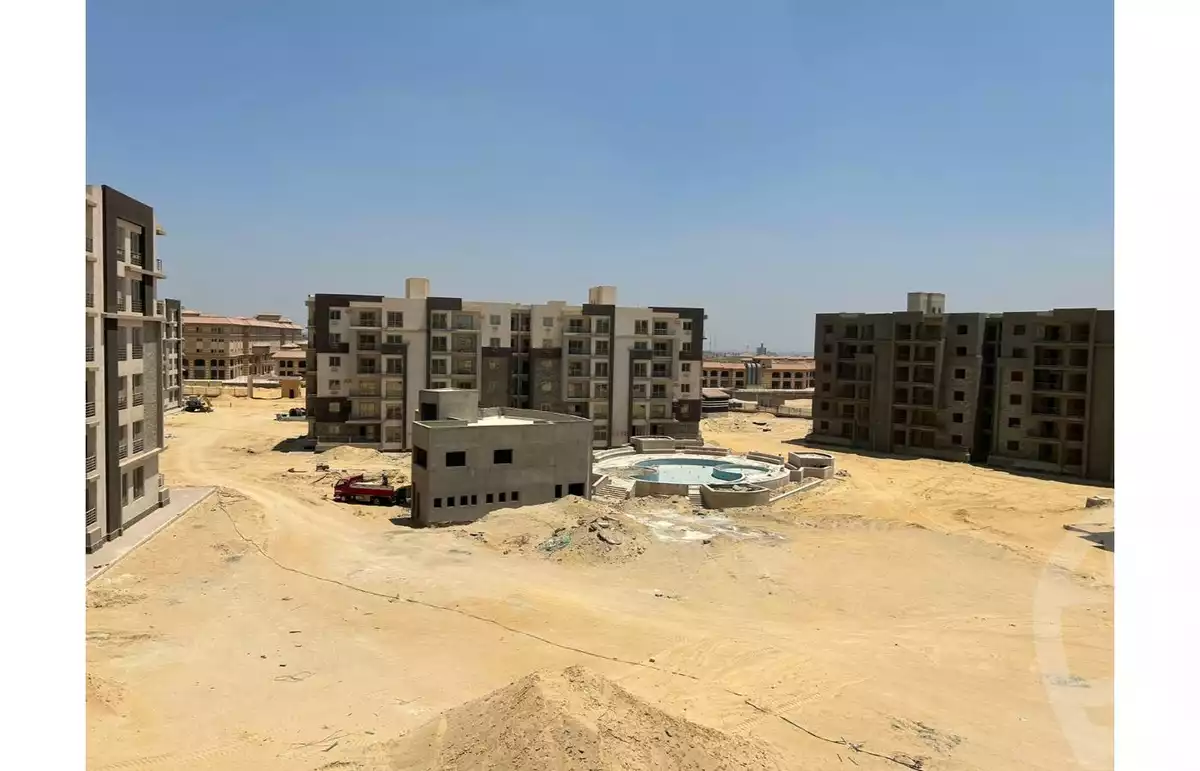 https://aqarmap.com.eg/ar/listing/5114768-for-sale-cairo-el-sheikh-zayed-city-compounds