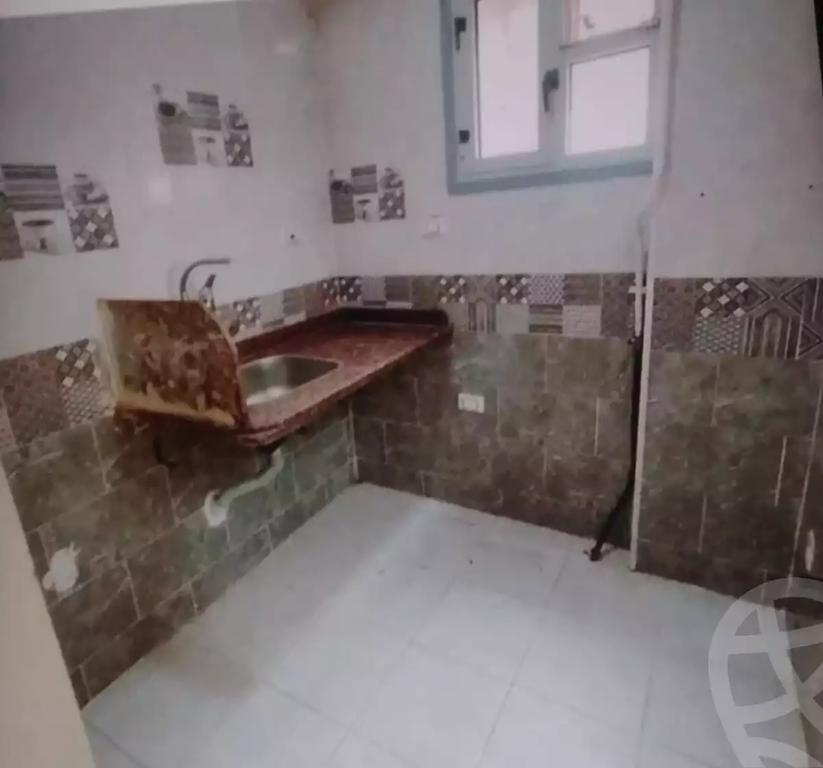 https://aqarmap.com.eg/en/listing/5116333-for-sale-alexandria-lsywf-el-falki