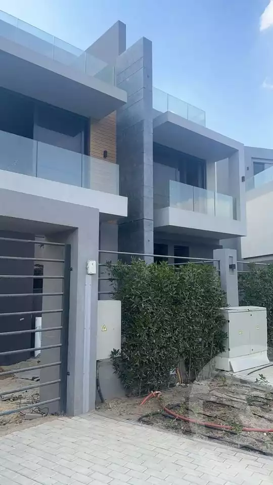 https://aqarmap.com.eg/ar/listing/5132243-for-sale-cairo-el-shorouk-compounds-el-patio-casa