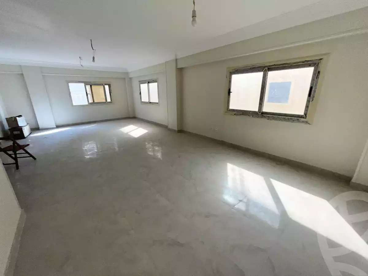 https://aqarmap.com.eg/en/listing/5840191-for-rent-cairo-new-cairo-el-yassamin-el-yasmeen-3-mohamed-rahim-st