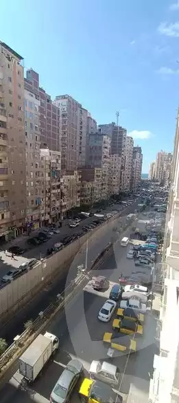 https://aqarmap.com.eg/en/listing/5186940-for-rent-alexandria-el-montazah-mohammed-naguib-square
