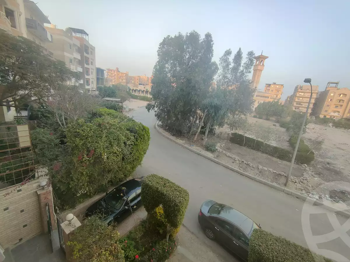 https://aqarmap.com.eg/ar/listing/4740824-for-sale-cairo-6th-of-october-el-ahyaa-neighborhood-5th-street-47