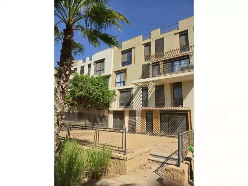 https://aqarmap.com.eg/en/listing/5201964-for-sale-cairo-el-sheikh-zayed-city-compounds-kmbwnd-wyst-twn-swdyk