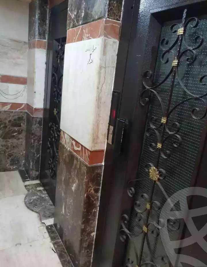 https://aqarmap.com.eg/en/listing/5204589-for-sale-alexandria-miami-shr-jml-bd-lnsr
