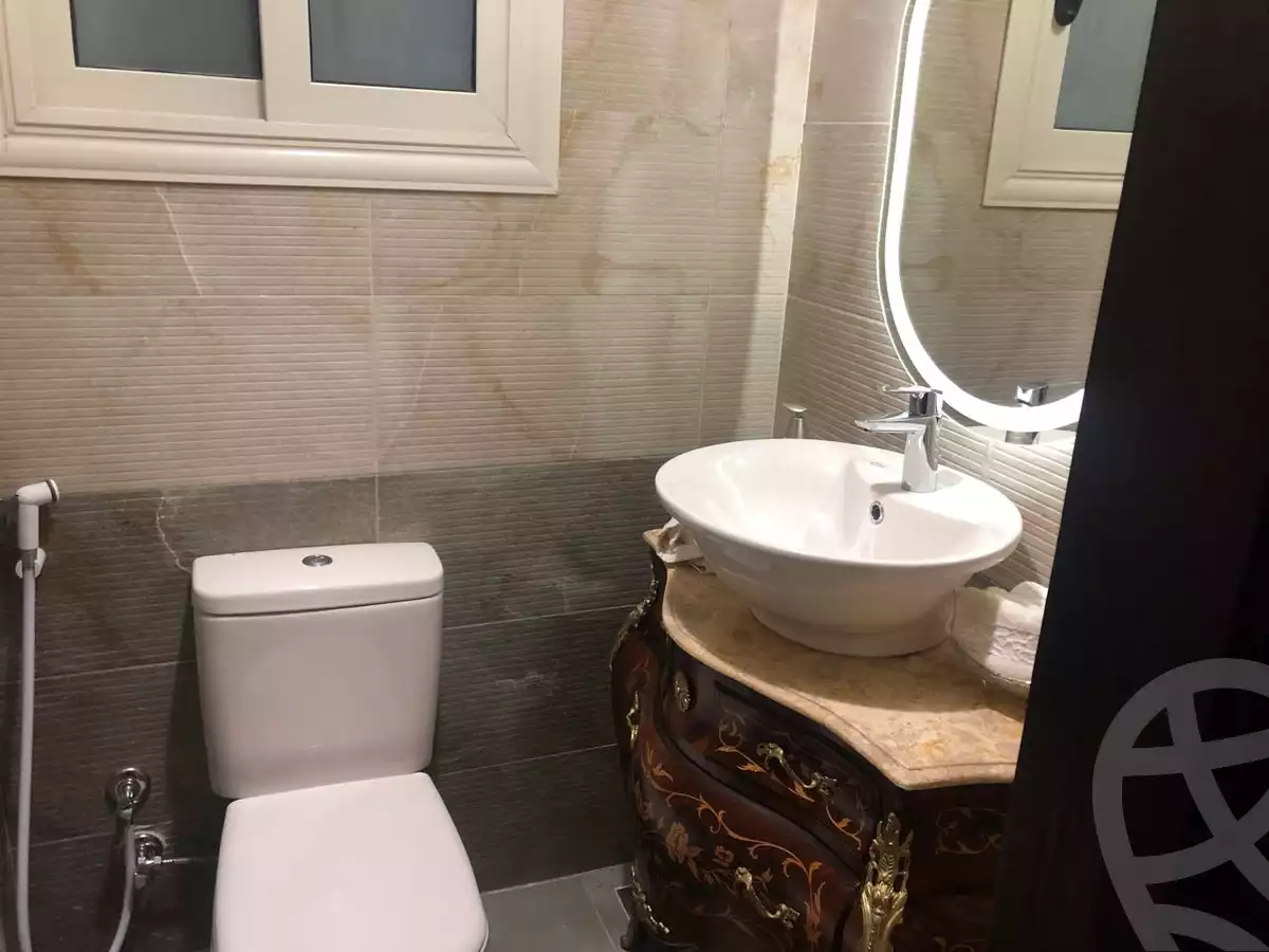 https://aqarmap.com.eg/ar/listing/5205440-for-sale-alexandria-sn-styfnw-mahmoud-farghaly-st