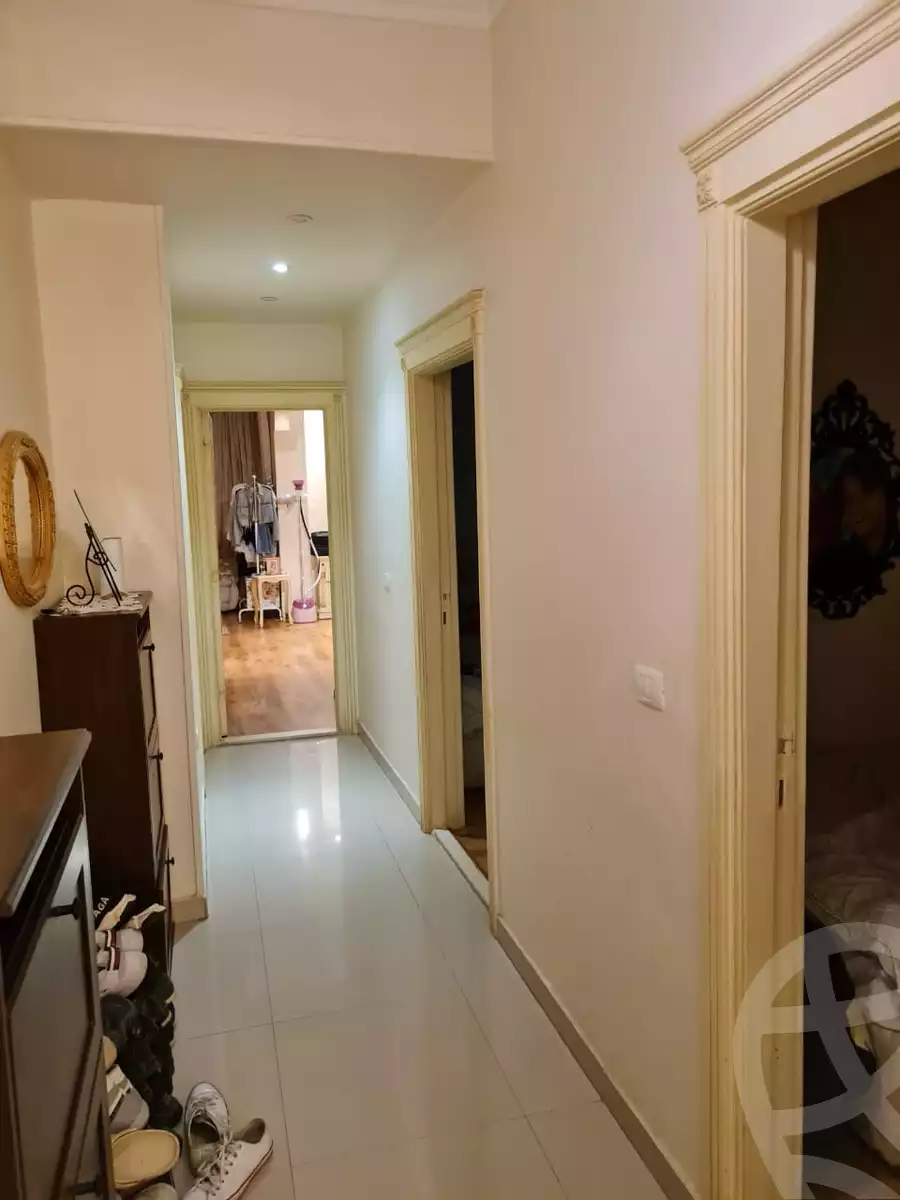 https://aqarmap.com.eg/en/listing/4468437-for-sale-cairo-new-cairo-ganob-el-akadamiya-south-academy-h-el-shaheed-shafik-metri-sedrak-st