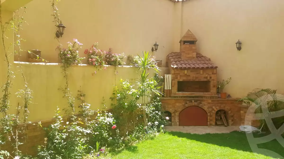 https://aqarmap.com.eg/en/listing/4468437-for-sale-cairo-new-cairo-ganob-el-akadamiya-south-academy-h-el-shaheed-shafik-metri-sedrak-st